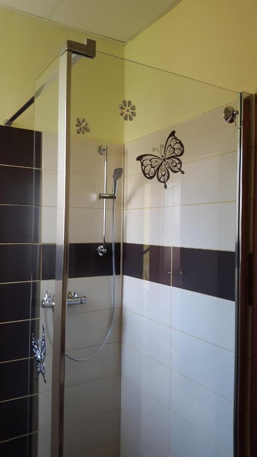 Apartman Ella - Tabor -Cz - U Stadionu Miru 1735 Экстерьер фото