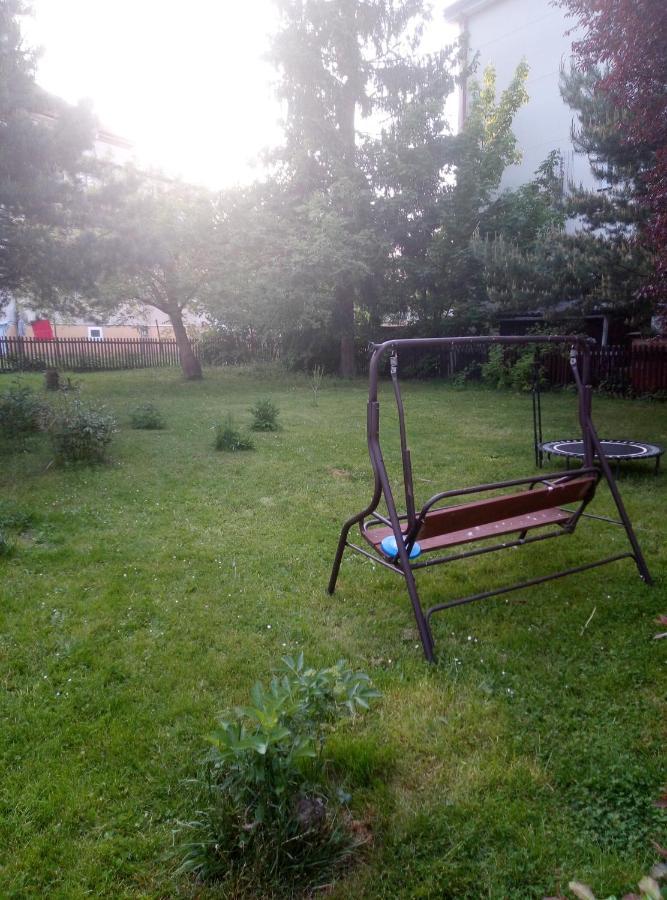 Apartman Ella - Tabor -Cz - U Stadionu Miru 1735 Экстерьер фото